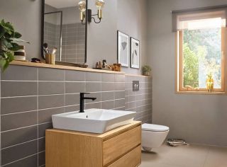 Смеситель для раковины Hansgrohe Rebris E 72560670 чёрный матовый
