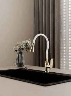 Смеситель для кухни Splenka S41.43.03 золотой сатин